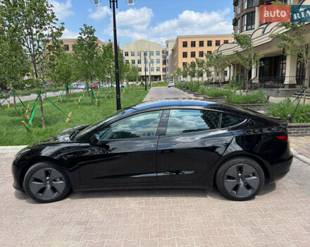 Серый Тесла Модель 3, объемом двигателя 0 л и пробегом 27 тыс. км за 20300 $, фото 5 на Automoto.ua