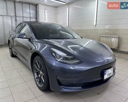 Серый Тесла Модель 3, объемом двигателя 0 л и пробегом 57 тыс. км за 19999 $, фото 8 на Automoto.ua