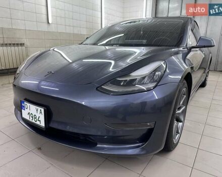 Серый Тесла Модель 3, объемом двигателя 0 л и пробегом 57 тыс. км за 19999 $, фото 3 на Automoto.ua