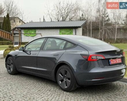 Серый Тесла Модель 3, объемом двигателя 0 л и пробегом 46 тыс. км за 20000 $, фото 16 на Automoto.ua