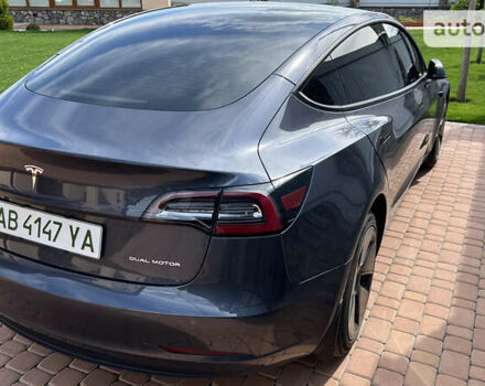 Серый Тесла Модель 3, объемом двигателя 0 л и пробегом 10 тыс. км за 31500 $, фото 12 на Automoto.ua