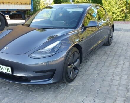 Тесла Модель 3 2022 у Кременчуге на Automoto.ua Сірий Тесла Модель 3, об'ємом двигуна 0 л та пробігом 54 тис. км за 18999 $, фото 1 на Automoto.ua