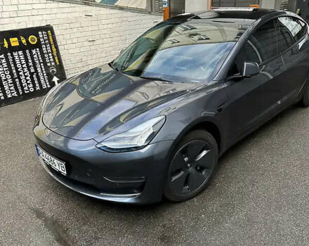 Серый Тесла Модель 3, объемом двигателя 0 л и пробегом 52 тыс. км за 21000 $, фото 2 на Automoto.ua