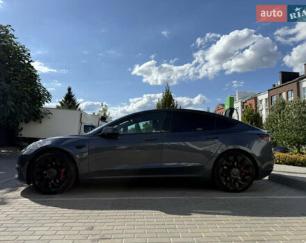 Серый Тесла Модель 3, объемом двигателя 0 л и пробегом 71 тыс. км за 24500 $, фото 2 на Automoto.ua