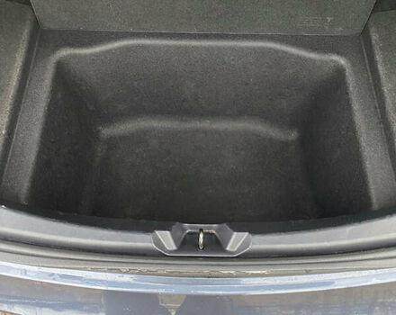 Серый Тесла Модель 3, объемом двигателя 0 л и пробегом 101 тыс. км за 16650 $, фото 13 на Automoto.ua