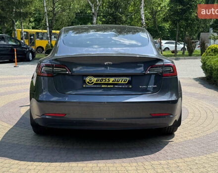 Сірий Тесла Модель 3, об'ємом двигуна 0 л та пробігом 60 тис. км за 24450 $, фото 5 на Automoto.ua