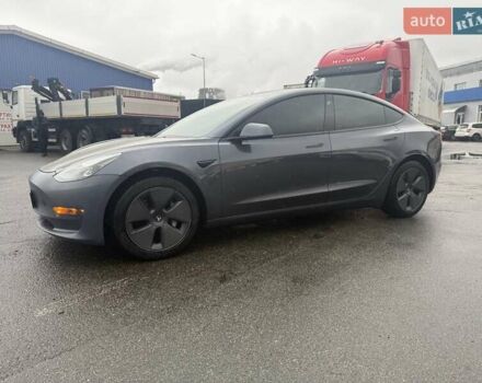 Сірий Тесла Модель 3, об'ємом двигуна 0 л та пробігом 107 тис. км за 17800 $, фото 1 на Automoto.ua