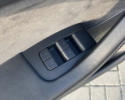 Серый Тесла Модель 3, объемом двигателя 0 л и пробегом 73 тыс. км за 22000 $, фото 32 на Automoto.ua