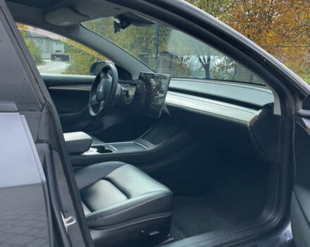 Серый Тесла Модель 3, объемом двигателя 0 л и пробегом 78 тыс. км за 19900 $, фото 7 на Automoto.ua