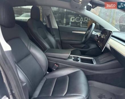 Серый Тесла Модель 3, объемом двигателя 0 л и пробегом 160 тыс. км за 19500 $, фото 26 на Automoto.ua