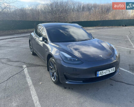 Серый Тесла Модель 3, объемом двигателя 0 л и пробегом 66 тыс. км за 21000 $, фото 2 на Automoto.ua