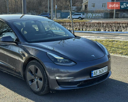 Серый Тесла Модель 3, объемом двигателя 0 л и пробегом 101 тыс. км за 16700 $, фото 1 на Automoto.ua