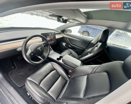 Серый Тесла Модель 3, объемом двигателя 0 л и пробегом 87 тыс. км за 19700 $, фото 8 на Automoto.ua