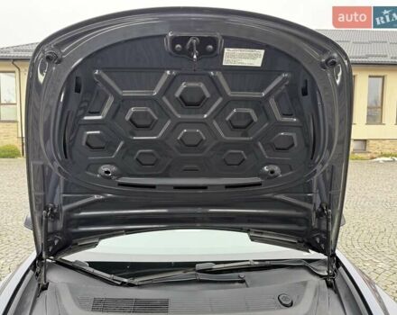 Серый Тесла Модель 3, объемом двигателя 0 л и пробегом 46 тыс. км за 20000 $, фото 65 на Automoto.ua