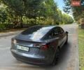 Серый Тесла Модель 3, объемом двигателя 0 л и пробегом 70 тыс. км за 22900 $, фото 6 на Automoto.ua