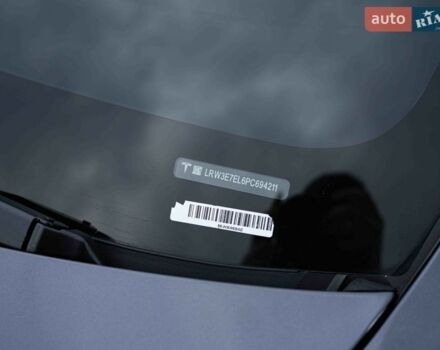 Серый Тесла Модель 3, объемом двигателя 0 л и пробегом 35 тыс. км за 26500 $, фото 39 на Automoto.ua