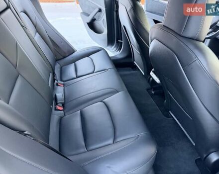 Сірий Тесла Модель 3, об'ємом двигуна 0 л та пробігом 52 тис. км за 23500 $, фото 18 на Automoto.ua