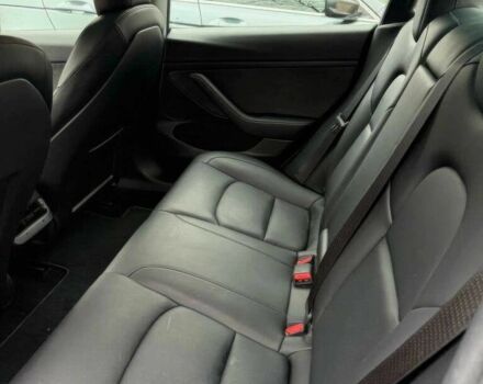 Серый Тесла Модель 3, объемом двигателя 0 л и пробегом 23 тыс. км за 10500 $, фото 12 на Automoto.ua