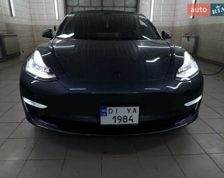 Серый Тесла Модель 3, объемом двигателя 0 л и пробегом 57 тыс. км за 19999 $, фото 23 на Automoto.ua