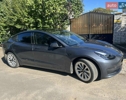 Серый Тесла Модель 3, объемом двигателя 0 л и пробегом 55 тыс. км за 22700 $, фото 2 на Automoto.ua