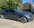 Серый Тесла Модель 3, объемом двигателя 0 л и пробегом 55 тыс. км за 22700 $, фото 2 на Automoto.ua