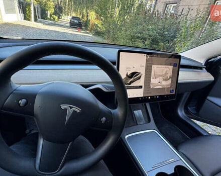 Тесла Модель 3 2022 у Чернівцях на Automoto.ua Сірий Тесла Модель 3, об'ємом двигуна 0 л та пробігом 107 тис. км за 18700 $, фото 4 на Automoto.ua