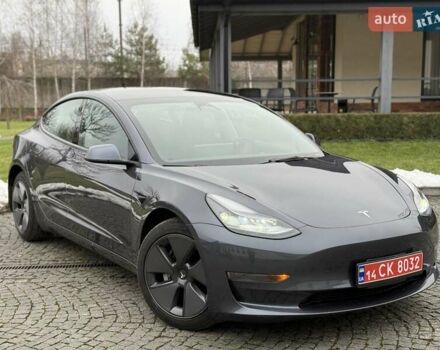 Серый Тесла Модель 3, объемом двигателя 0 л и пробегом 46 тыс. км за 20000 $, фото 54 на Automoto.ua