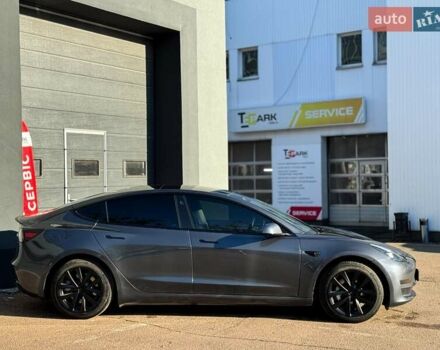 Сірий Тесла Модель 3, об'ємом двигуна 0 л та пробігом 75 тис. км за 25700 $, фото 10 на Automoto.ua