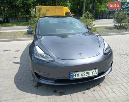 Серый Тесла Модель 3, объемом двигателя 0 л и пробегом 52 тыс. км за 20000 $, фото 23 на Automoto.ua