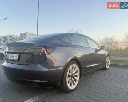 Серый Тесла Модель 3, объемом двигателя 0 л и пробегом 220 тыс. км за 17000 $, фото 4 на Automoto.ua