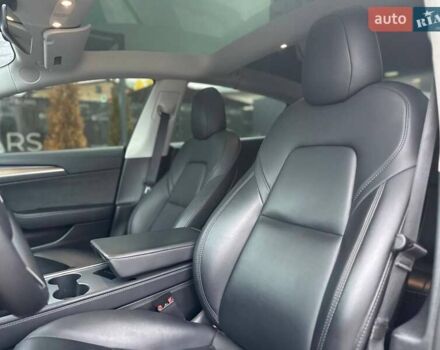 Серый Тесла Модель 3, объемом двигателя 0 л и пробегом 160 тыс. км за 19500 $, фото 14 на Automoto.ua