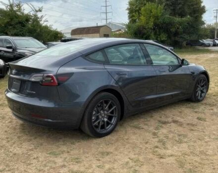 Серый Тесла Модель 3, объемом двигателя 0 л и пробегом 18 тыс. км за 14000 $, фото 3 на Automoto.ua