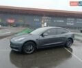 Серый Тесла Модель 3, объемом двигателя 0 л и пробегом 28 тыс. км за 21000 $, фото 1 на Automoto.ua