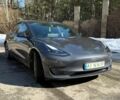 Серый Тесла Модель 3, объемом двигателя 0 л и пробегом 60 тыс. км за 22000 $, фото 2 на Automoto.ua