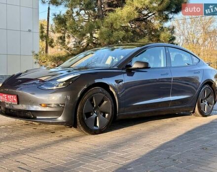Сірий Тесла Модель 3, об'ємом двигуна 0 л та пробігом 65 тис. км за 20500 $, фото 4 на Automoto.ua