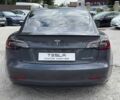 Серый Тесла Модель 3, объемом двигателя 0 л и пробегом 65 тыс. км за 21200 $, фото 4 на Automoto.ua