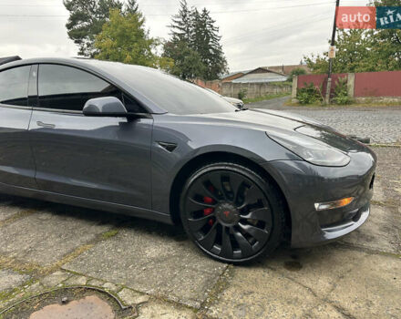 Серый Тесла Модель 3, объемом двигателя 0 л и пробегом 68 тыс. км за 24600 $, фото 7 на Automoto.ua