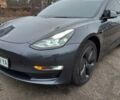 Серый Тесла Модель 3, объемом двигателя 0 л и пробегом 55 тыс. км за 26000 $, фото 1 на Automoto.ua