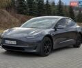 Серый Тесла Модель 3, объемом двигателя 0 л и пробегом 33 тыс. км за 20499 $, фото 1 на Automoto.ua