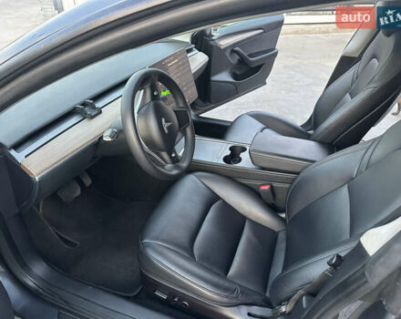 Серый Тесла Модель 3, объемом двигателя 0 л и пробегом 103 тыс. км за 21900 $, фото 13 на Automoto.ua