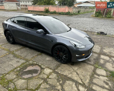 Серый Тесла Модель 3, объемом двигателя 0 л и пробегом 68 тыс. км за 24600 $, фото 6 на Automoto.ua