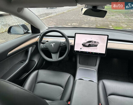 Серый Тесла Модель 3, объемом двигателя 0 л и пробегом 68 тыс. км за 24600 $, фото 30 на Automoto.ua