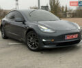 Серый Тесла Модель 3, объемом двигателя 0 л и пробегом 31 тыс. км за 23200 $, фото 1 на Automoto.ua