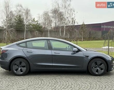 Серый Тесла Модель 3, объемом двигателя 0 л и пробегом 46 тыс. км за 20000 $, фото 6 на Automoto.ua