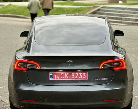 Тесла Модель 3 2022 в Киеве на Automoto.ua Серый Тесла Модель 3, объемом двигателя 0 л и пробегом 229 тыс. км за 22000 $, фото 5 на Automoto.ua