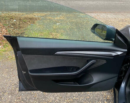 Серый Тесла Модель 3, объемом двигателя 0 л и пробегом 101 тыс. км за 16650 $, фото 12 на Automoto.ua