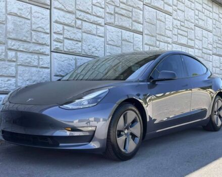 Серый Тесла Модель 3, объемом двигателя 0 л и пробегом 44 тыс. км за 13000 $, фото 1 на Automoto.ua