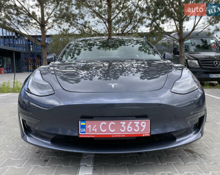 Серый Тесла Модель 3, объемом двигателя 0 л и пробегом 46 тыс. км за 22650 $, фото 2 на Automoto.ua