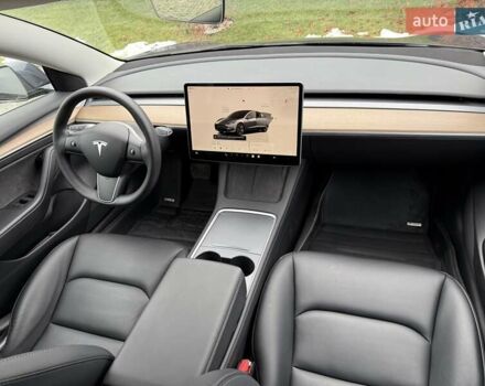 Серый Тесла Модель 3, объемом двигателя 0 л и пробегом 46 тыс. км за 20000 $, фото 101 на Automoto.ua