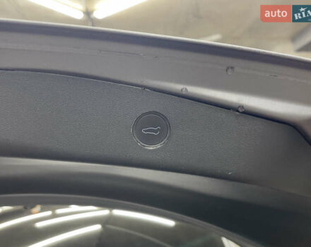 Серый Тесла Модель 3, объемом двигателя 0 л и пробегом 32 тыс. км за 21500 $, фото 12 на Automoto.ua